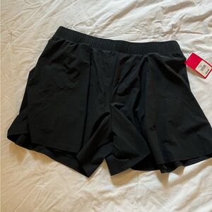 Active shorts large